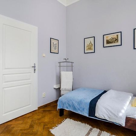 Apt Near Old Town Prague By Michal&Friends Bagian luar foto