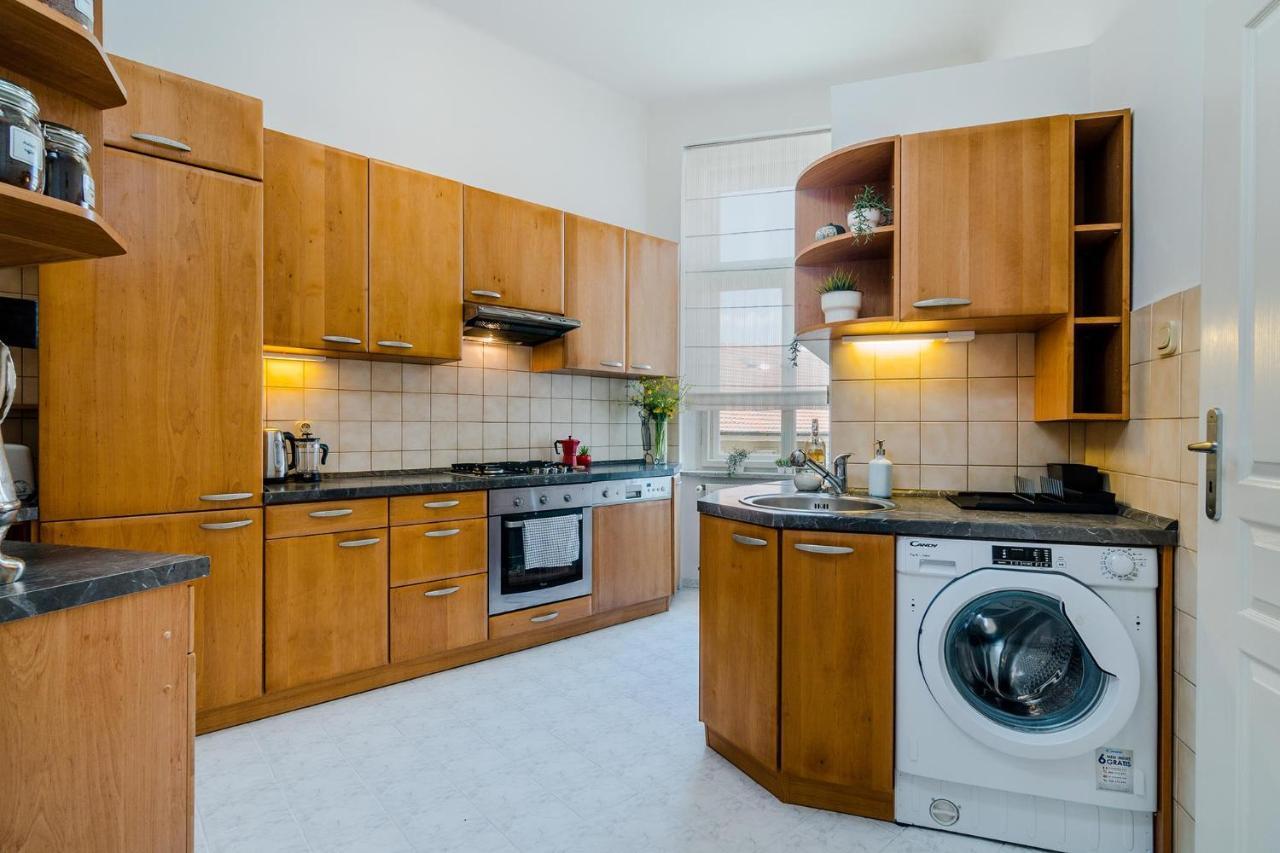 Apt Near Old Town Prague By Michal&Friends Bagian luar foto